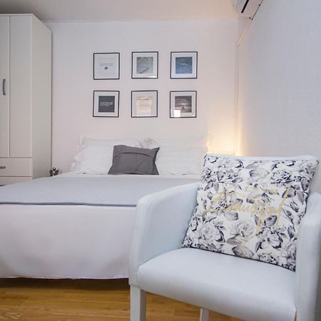 Apartmani Leo-Marin Makarska Extérieur photo