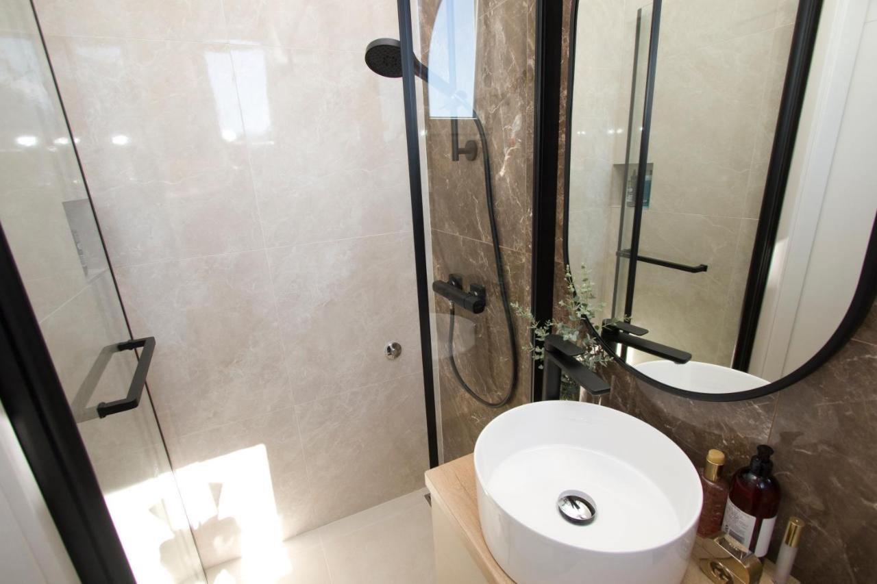 Apartmani Leo-Marin Makarska Extérieur photo